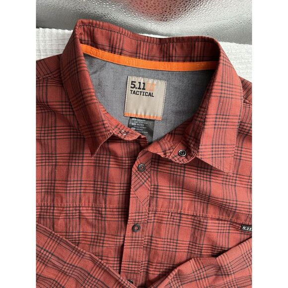 511 Tactical Plaid Long Sleeve Snap‎ Button Up Mens Medium 100% Cotton - Picture 1 of 5